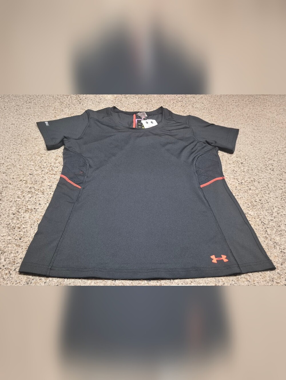 Under Armour Hydro Armour Iso-Chill Fitted T-Shirt Black Size Medium Women's NWT
